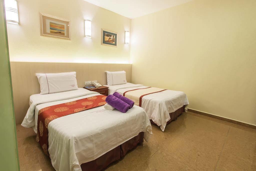 Lavender Inn Permas Jaya Johor Bahru Exterior foto
